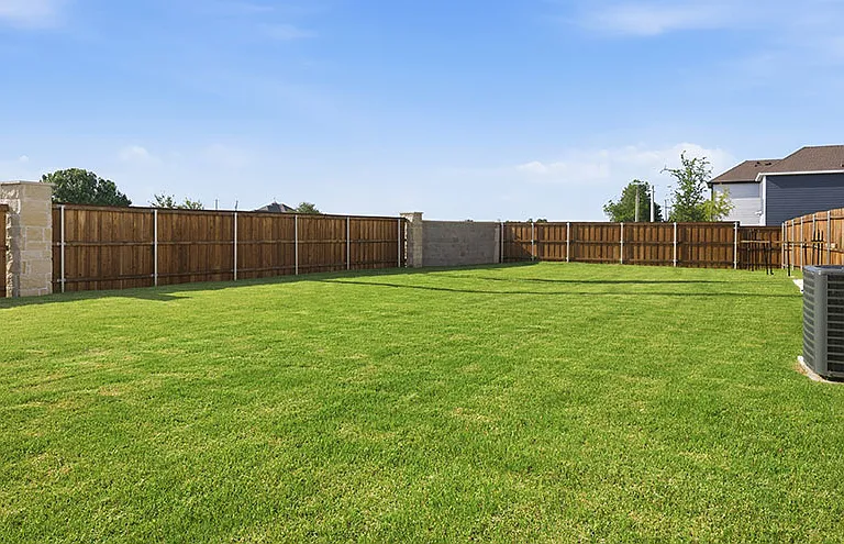 Urbane Duo Townhomes — Photo 4