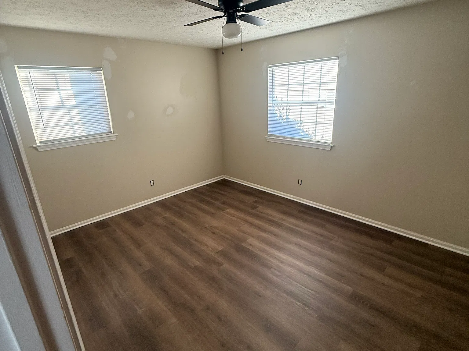 2 bed, 950 sqft, $1,150 — Photo 2