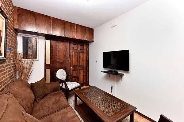 Rented by Eisenberg Exclusives | media 12