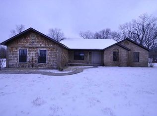1720 S Hunt Ln, Fayetteville, AR 72701