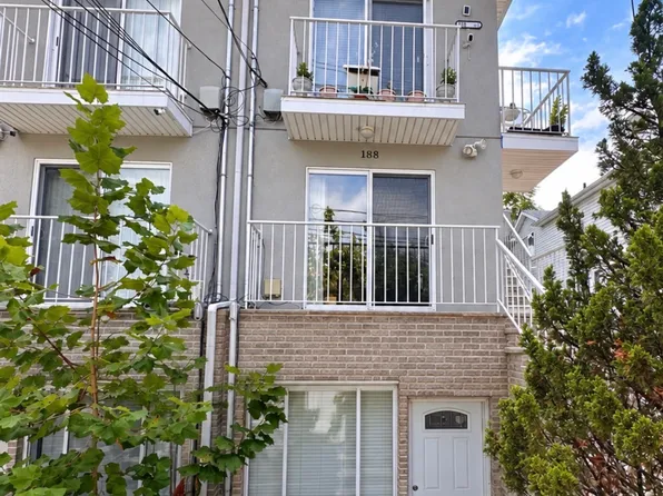 188 Hylan Blvd #1, Staten Island, NY 10305