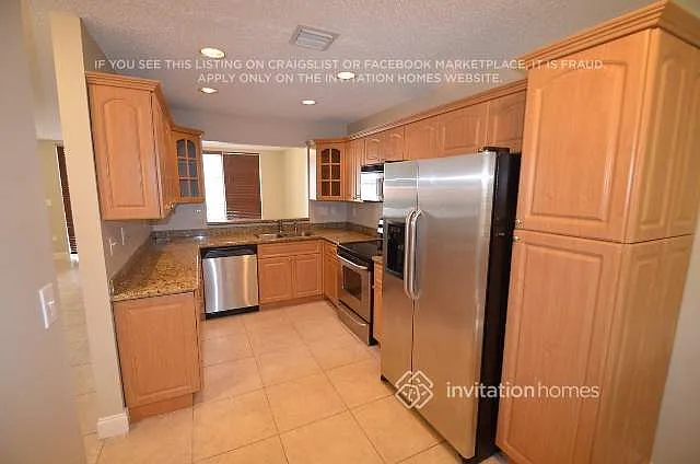 5141 NW 102nd Ct — Photo 3