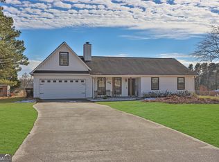 6460 Dove Dr, Loganville, GA 30052