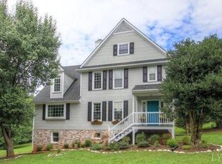 400 Quail Ridge Dr, Forest, VA 24551