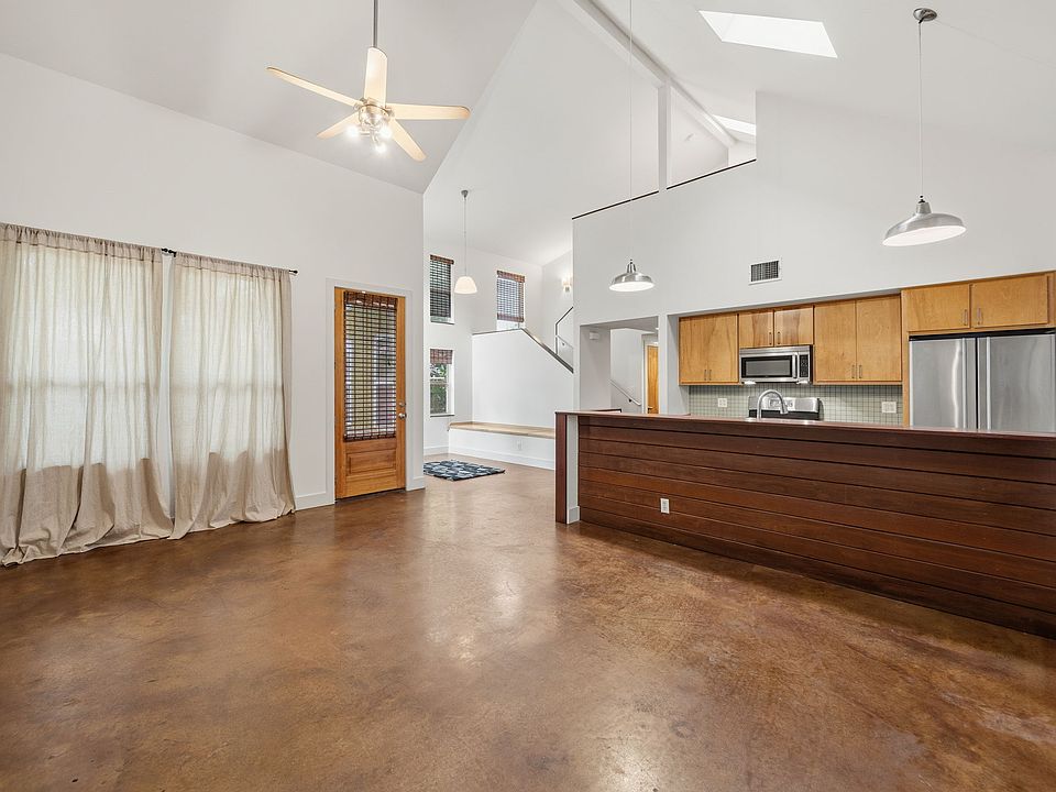 1st image of 2214 Iva Ln #B