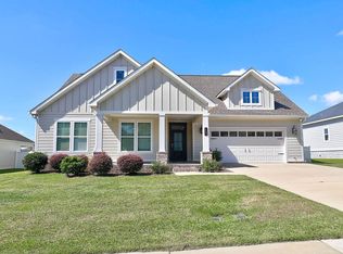 121 Leaf St, Midland City, AL 36350