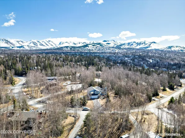 15651 Southpark Loop, Anchorage, AK 99516