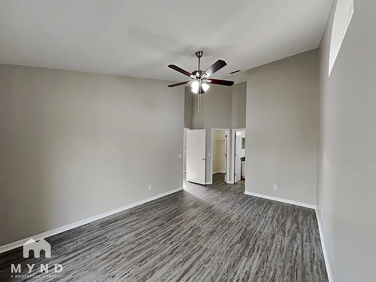 1778 Chatham Cir — Photo 10