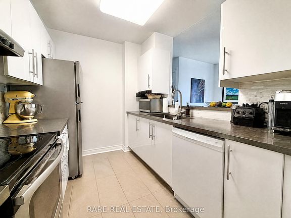 5th image of 70 Mill St Space 2