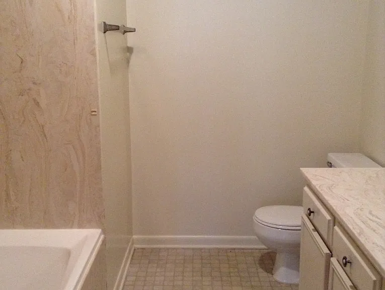 8262 Governor Dr — Photo 3