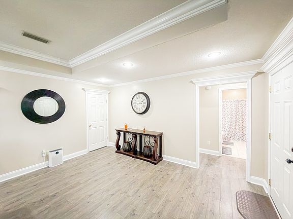 3rd image of 4264 Deercrest Dr