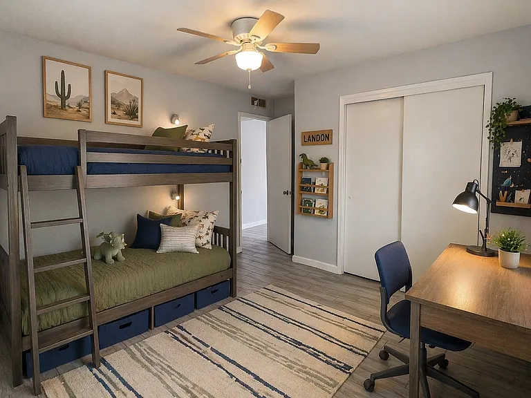 201 E Olive St #1 — Photo 4
