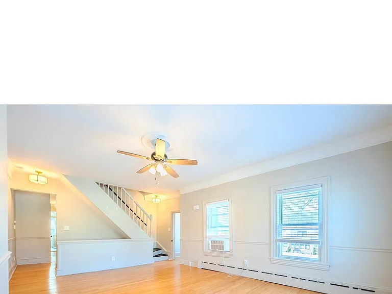 100 E Park Ave #B — Photo 2