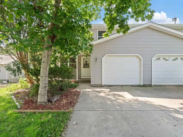 1834 S Ridge Dr, Coralville, IA 52241