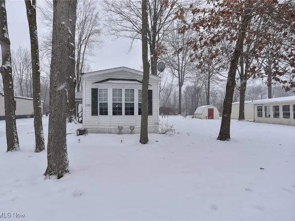 1229 Columbiana Lisbon Rd #15, Columbiana, OH 44408