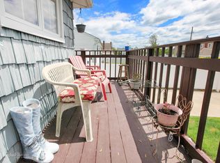 20 E Kissimee Rd, Lindenhurst, NY 11757