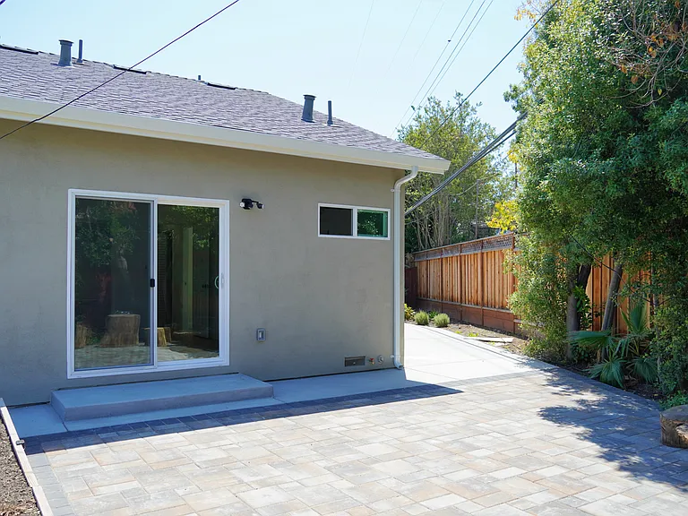 938 Heatherstone Ave — Photo 16