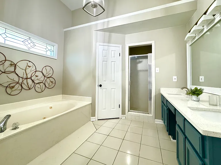 1622 Hunters Rest Ln — Photo 6