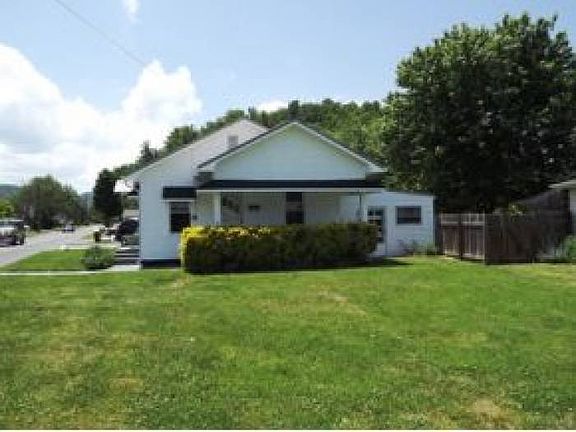4th image of 333 Carolina Ave