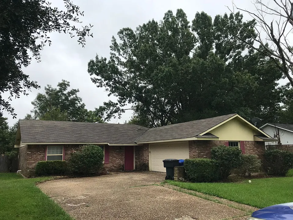 11101 Parkside Dr