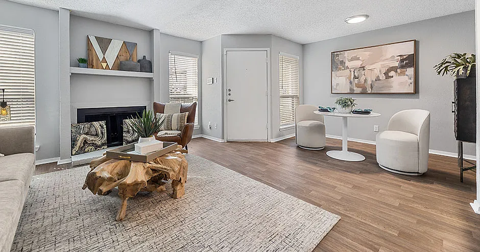 The Oakley Apartment Homes — Photo 4