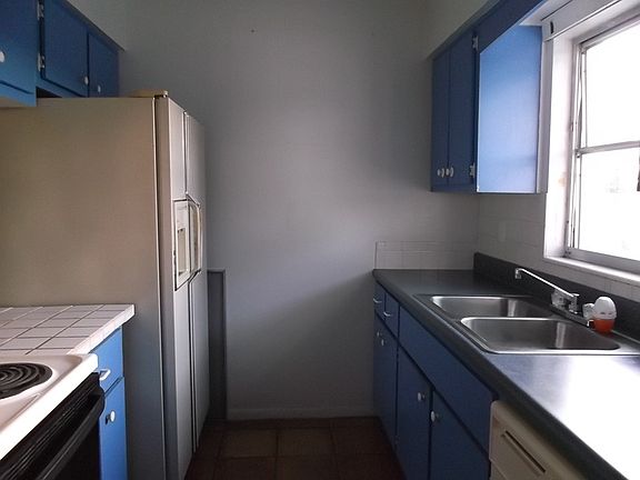5th image of 724 Joel Blvd