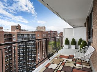 6260 99th St APT 822, Rego Park, NY 11374