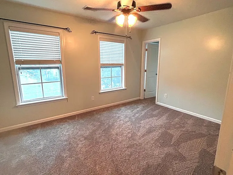 3706 Crescent Way — Photo 26