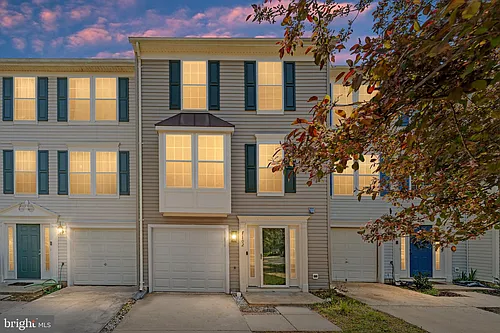 7102 Finch Ln Photo 1