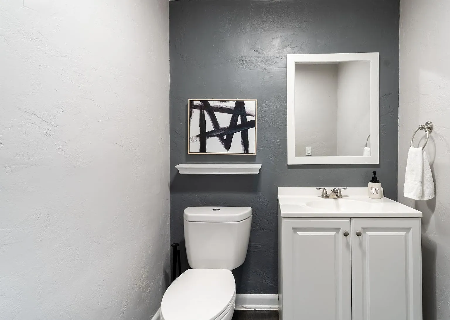4 bed, 3.0 bath, 2496 sqft, $1,139 — Photo 4
