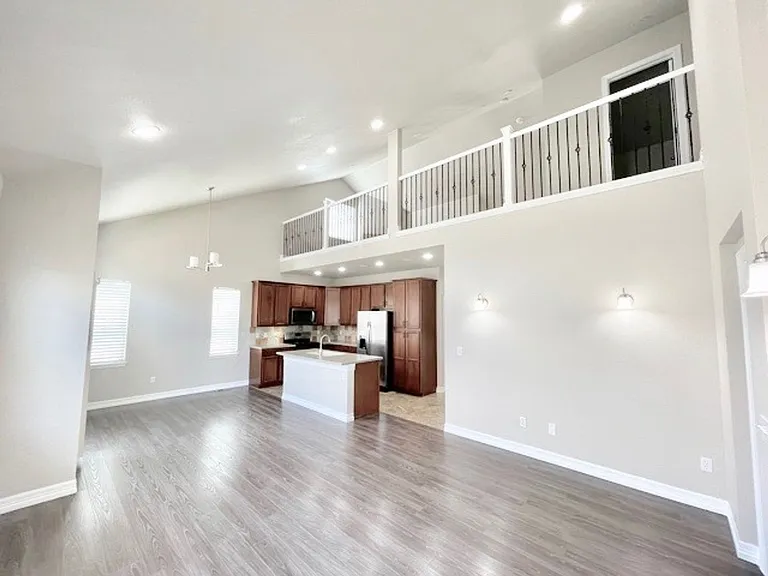 7778 Buckeye Tree Ln — Photo 26