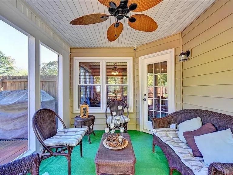 3940 Piper Glen Dr — Photo 37