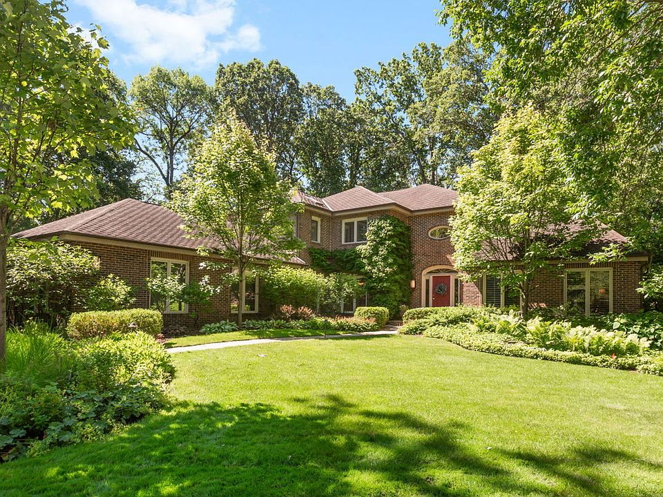 1st image of 9 Exmoor Ln