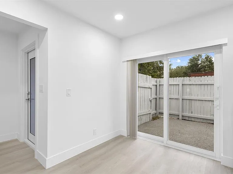 6993 NW 29th Way #6993 — Photo 16