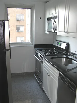 Rented by Corcoran | media 11