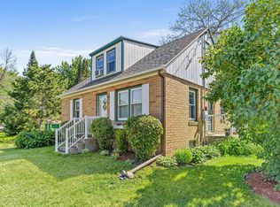 7056 Centerville Rd, Centerville, MN 55038