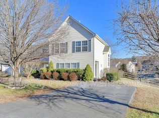 221 Buttercup Ln, Charlottesville, VA 22902