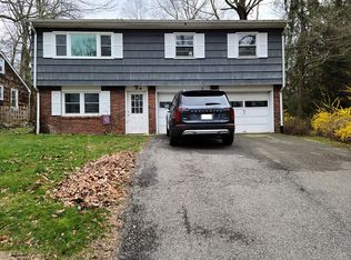 58 Woodland Rd, Ringwood, NJ 07456