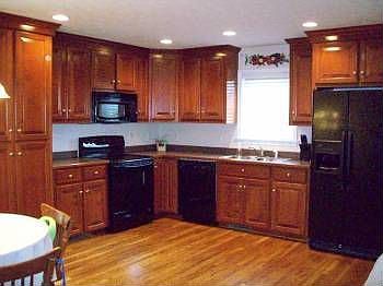 3rd image of 607 Woodland Dr