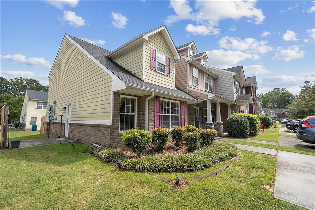 2 bed, 2.0 bath, 1222 sqft, $1,850 — Photo 2