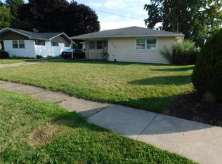 2149 Robin Dr, Erie, PA 16505