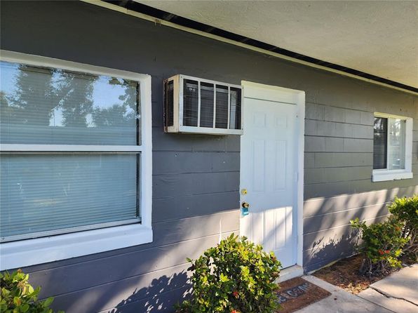 2219 Highland St S APT 3