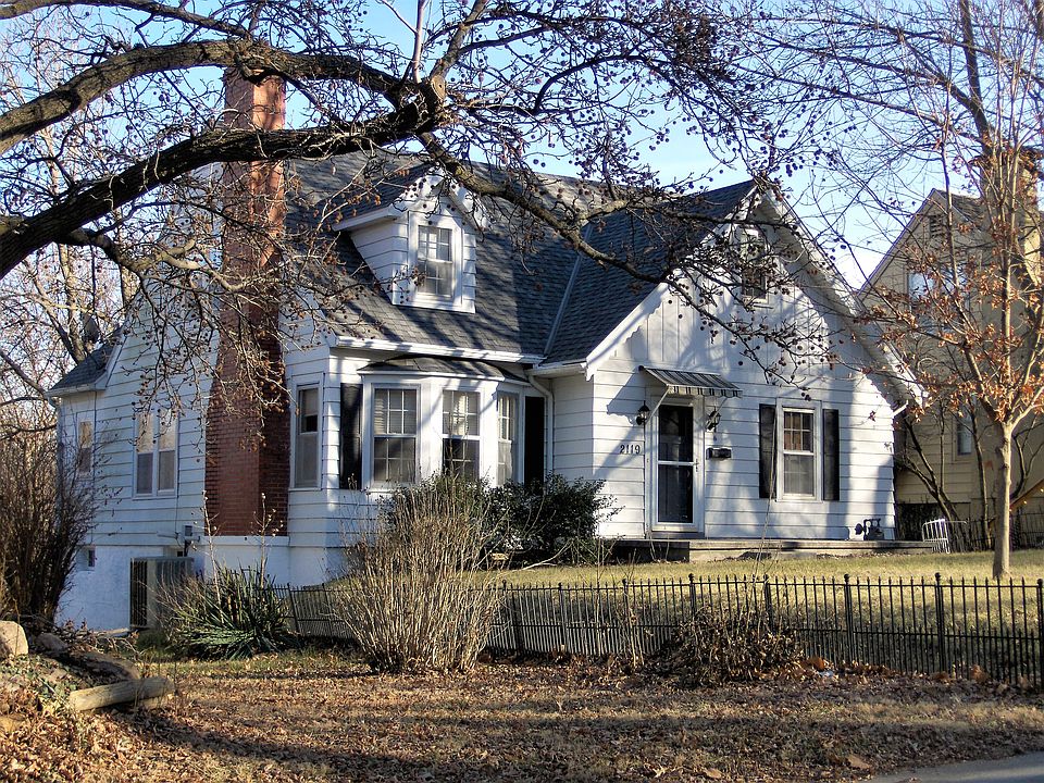 2119 Eugene Field Ave
