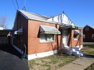 10606 Allen Dr, Fairdale, KY 40118