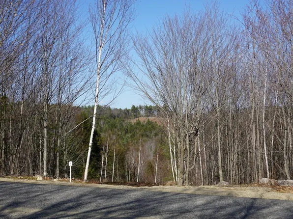 39 High Ridge Road, Norway, ME 04268