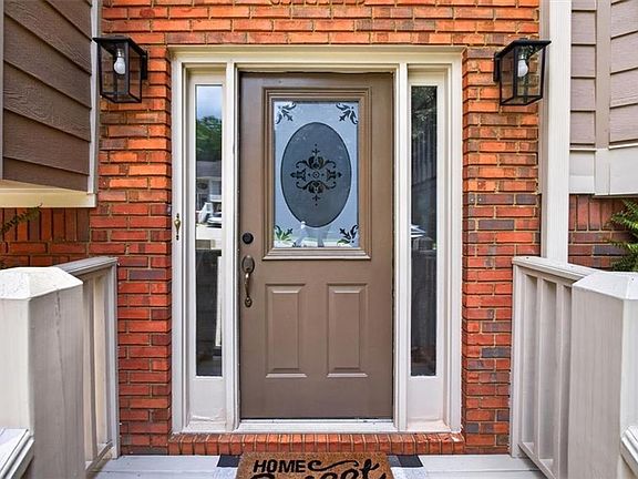 3rd image of 4155 Gables Pl