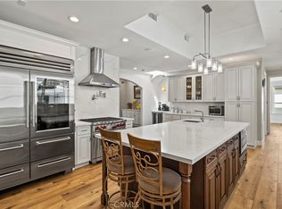 8944 Enfield Ave, Northridge, CA 91325