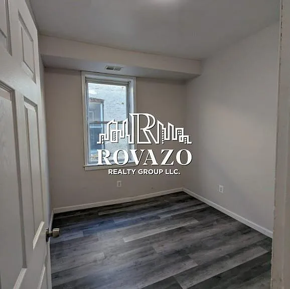 409 N 5th St #3B — Photo 2