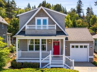 4803 Schooner Dr, Anacortes, WA 98221