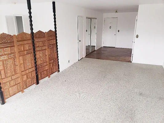 Rented by Metro Garden Realty NYC | media 46